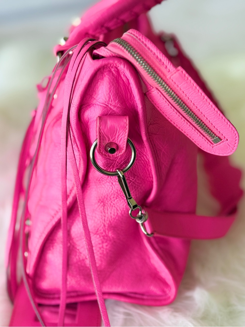 BALENCIAGA CITY BAG BARBIE PINK W/STRAP & MIRROR MOTO BAG MEDIUM ROSE FLUO NEON - Picture 7 of 15